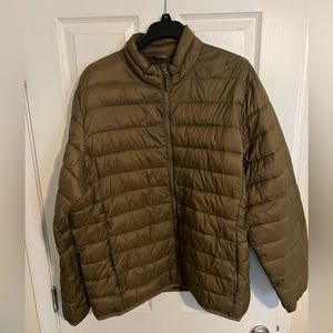 Old Navy Mens Water-Resistant Narrow-Channel Puffer Jacket(Size XL)